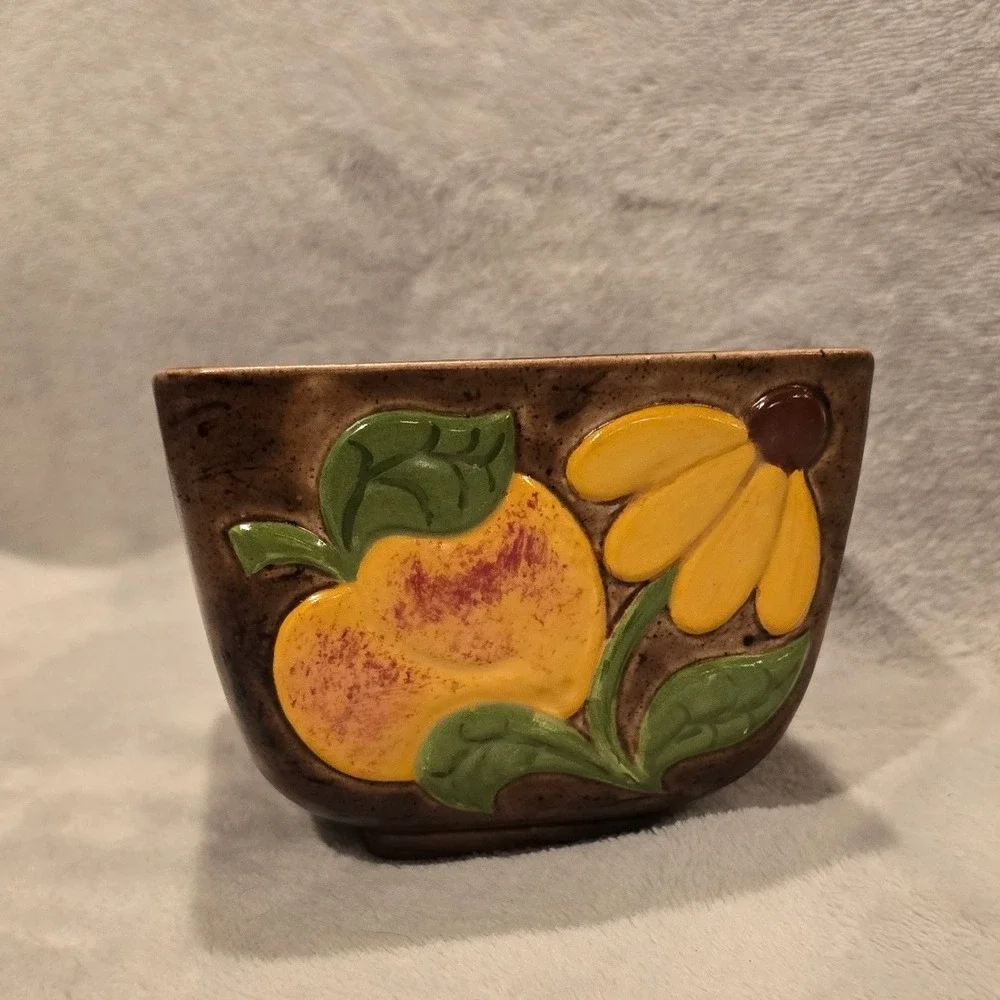 Vintage Embossed Peach Daisy Ceramic‎ Square Bowl Brown Rustic Kitchen Decor